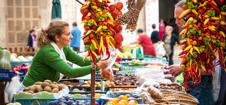 Marktfrau auf Mallorca